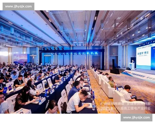 PTA一战再战金球奖喜剧类入围:荒诞外壳下的大师破局 PTA一战再战金球奖喜剧类入围:荒诞外壳下的大师破局